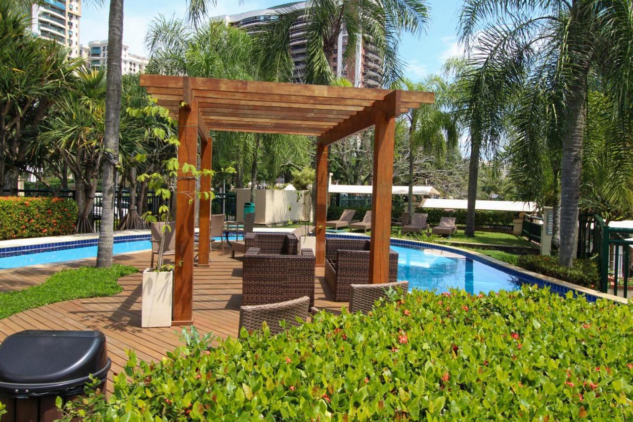 Barra Da Tijuca - 9 - Flat Premium Com Cozinha, Fogao Cooktop, Geladeira Grande, Smart Tv Grande, Lindo E Muitissimo Confortavel, Balsa Para A Praia Gratis E Estacionamento Gratuito Рио-де-Жанейро Экстерьер фото