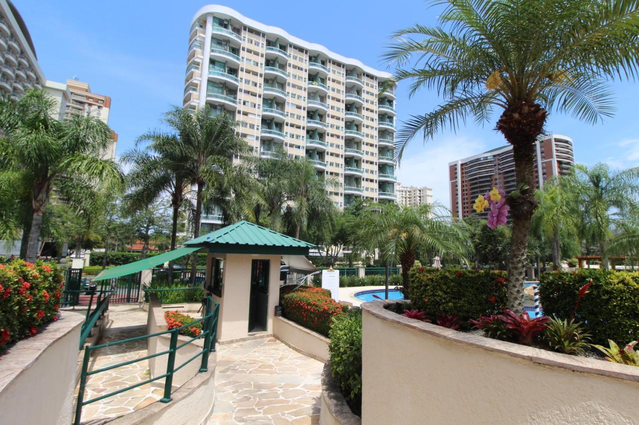 Barra Da Tijuca - 9 - Flat Premium Com Cozinha, Fogao Cooktop, Geladeira Grande, Smart Tv Grande, Lindo E Muitissimo Confortavel, Balsa Para A Praia Gratis E Estacionamento Gratuito Рио-де-Жанейро Экстерьер фото